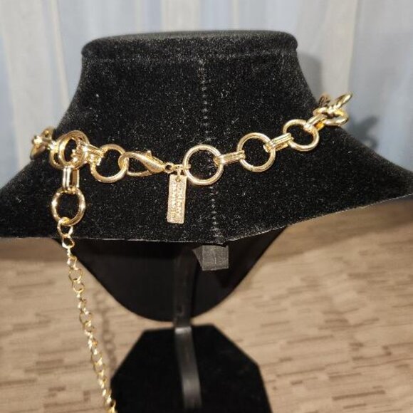 INC Reef Charm Necklace Gold-tone - Picture 3 of 4